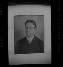 Henry Fillmore Portrait at age 24.jpg